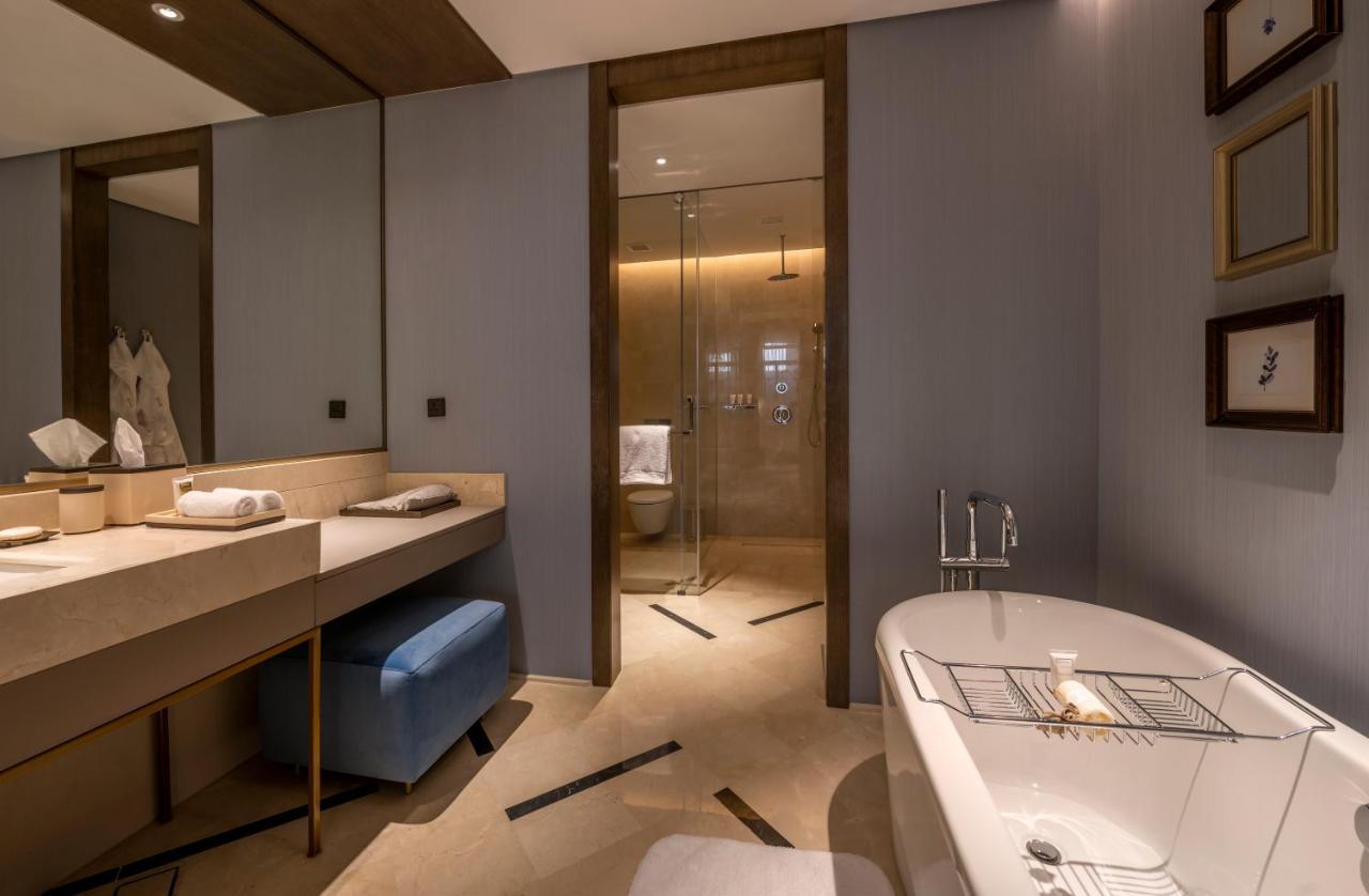Jareed Hotel Рияд Екстериор снимка Bathroom